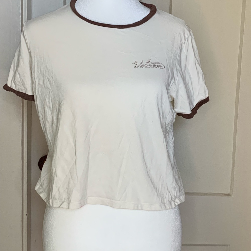 Volcom Women's Short Sleeve surf shop teeshirt size small